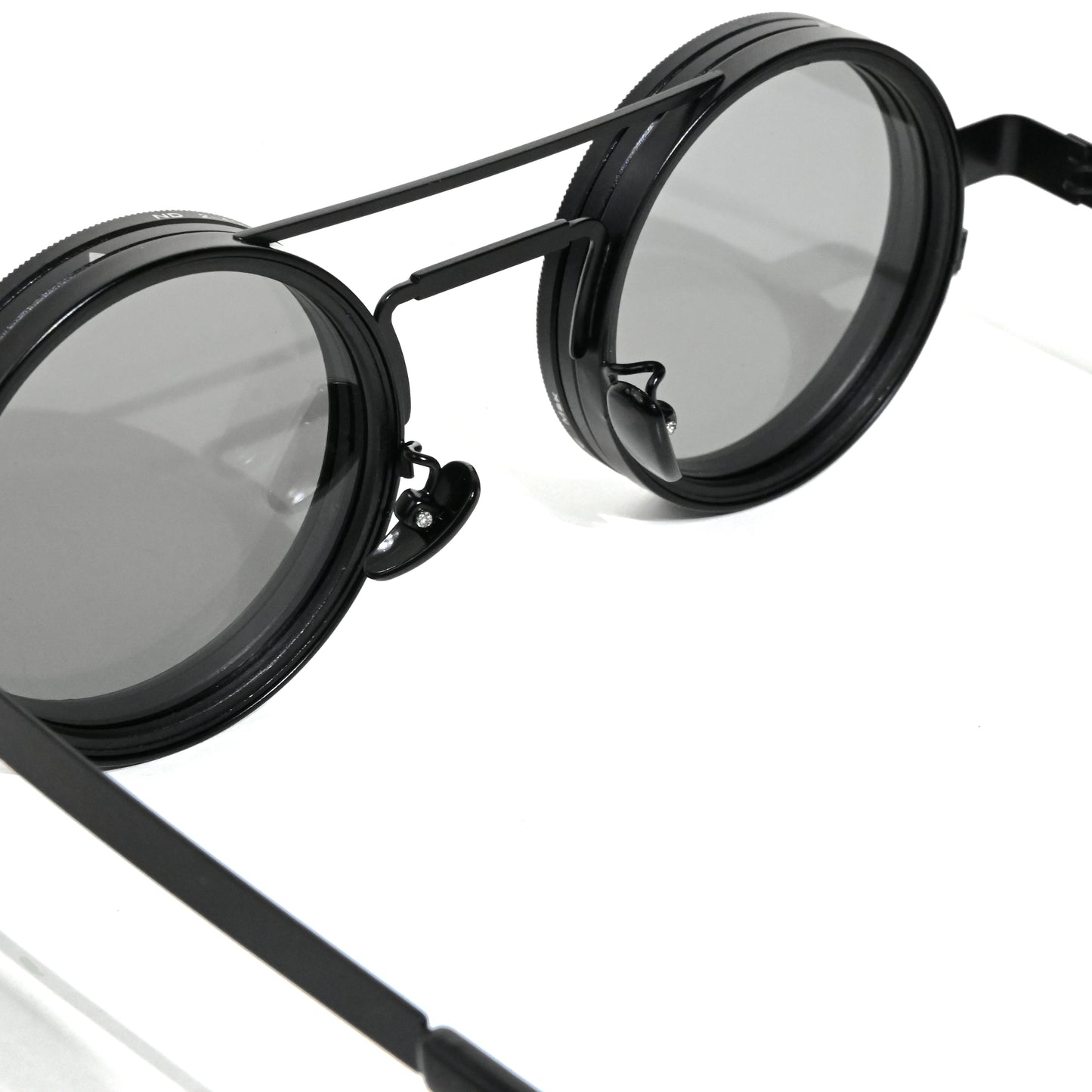 Eclipse Series Unisex Neutral Density Filter Adjustable Tint Sunglasses