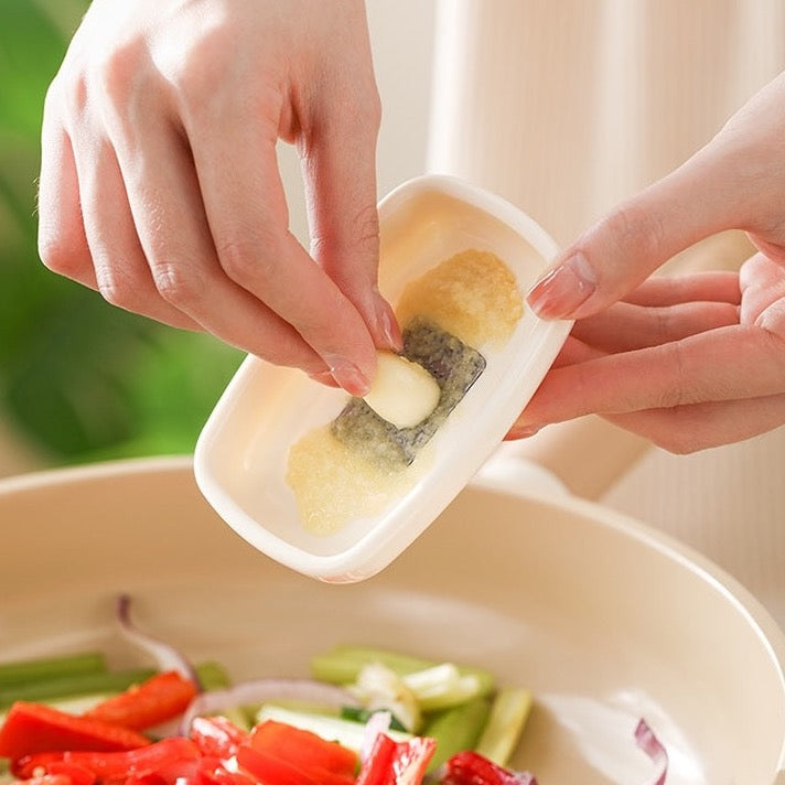Vegetable Grater Ideal for Wasabi, Ginger, Garlic (Made in Japan)