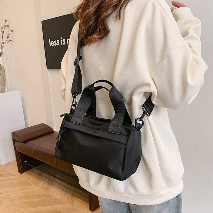 Urban Wayfarer Women's Daily Commute Travel bag