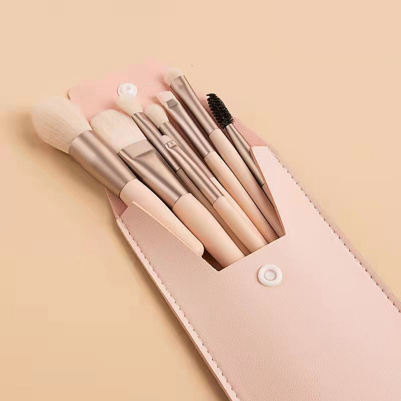 8pc Makeup Brush Set with carry case