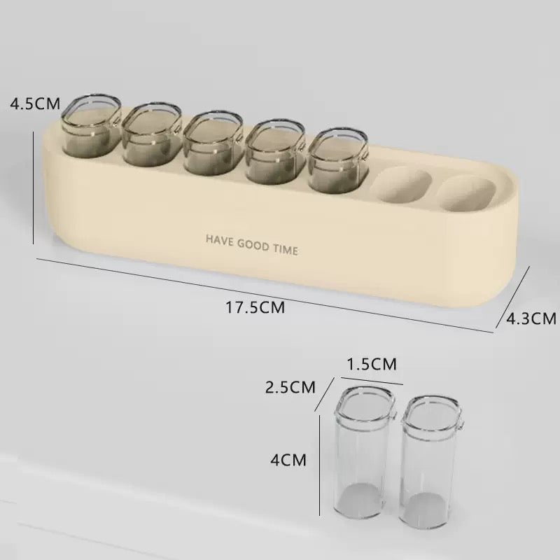 MediVault™ 7-Pod Travel Medicine Organiser with a Seperate Bottom Compartment