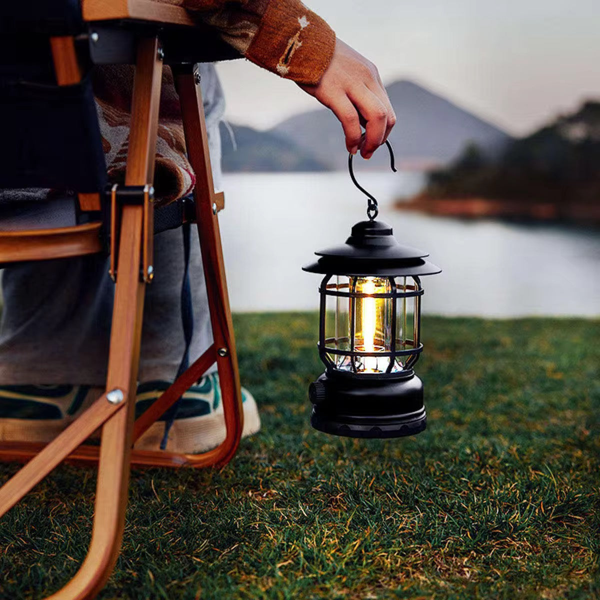 Rechargeable Retro Camping Light with Replaceable Lithium ion Battery