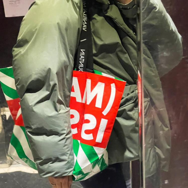 Vanilla Mountain Large Capacity PP Woven Laminated Tote Bag