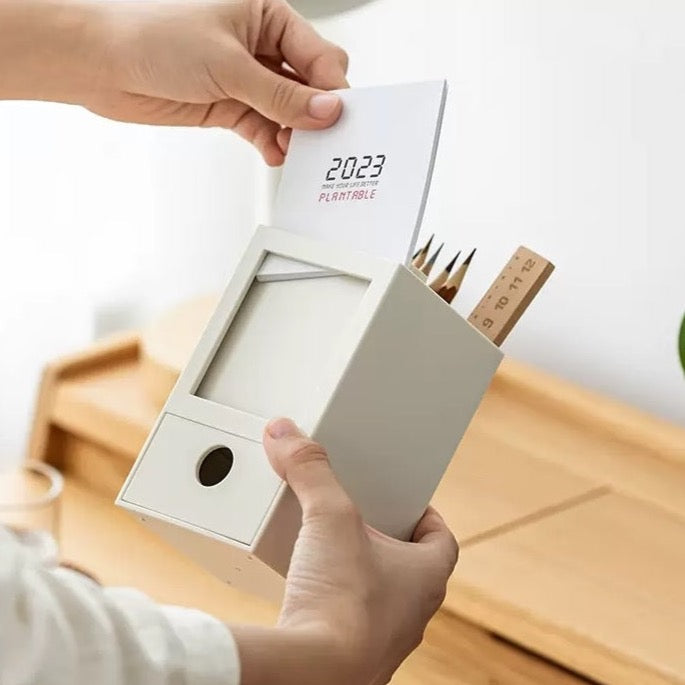 Multifunctional Desk Organiser, Calendar and Pen Holder