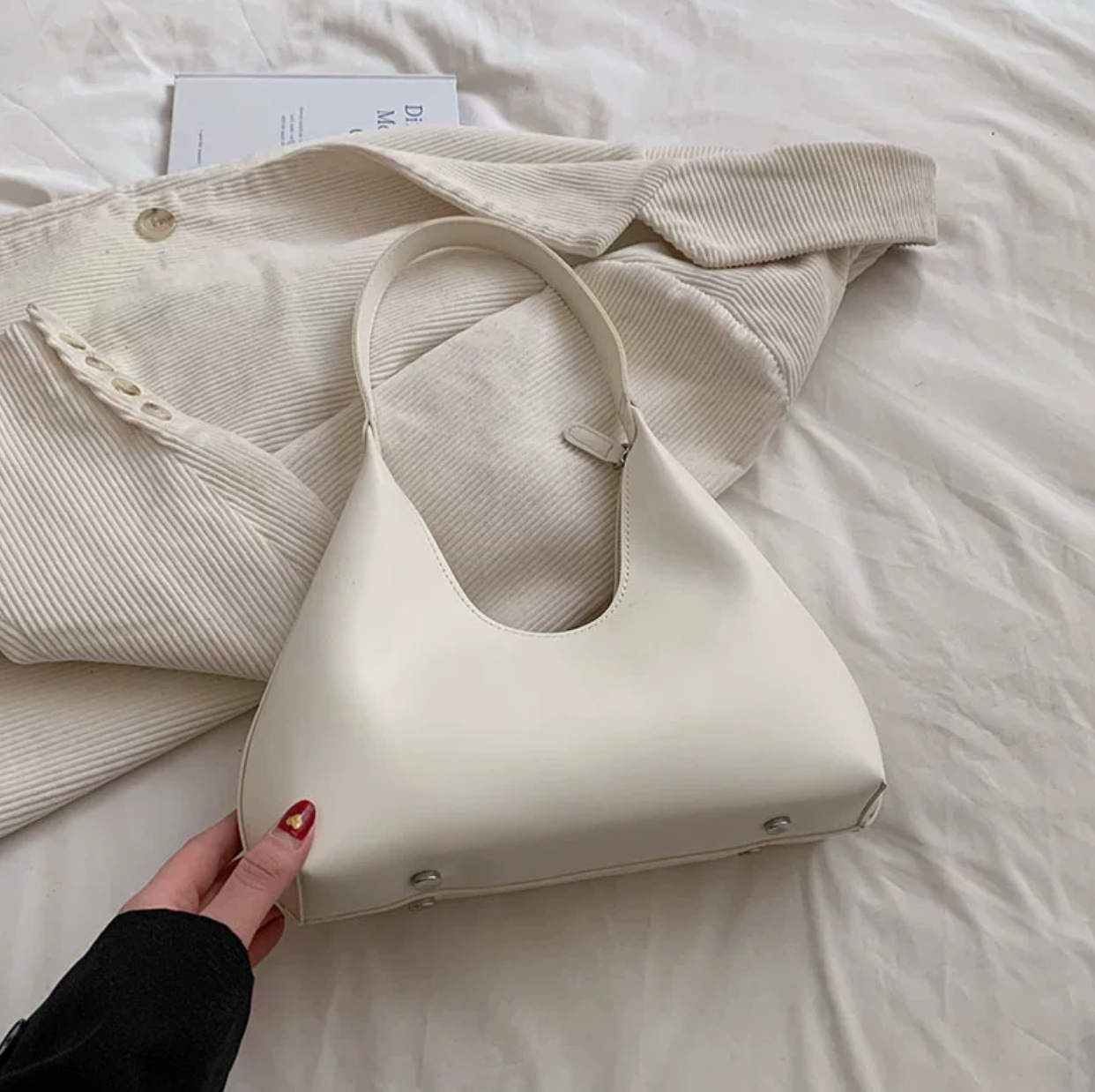 CULT GALAOD Shoulder Bag