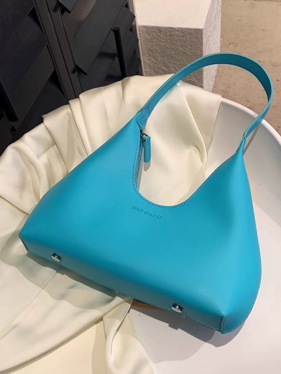 CULT GALAOD Shoulder Bag