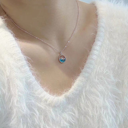 Ocean pendant necklace