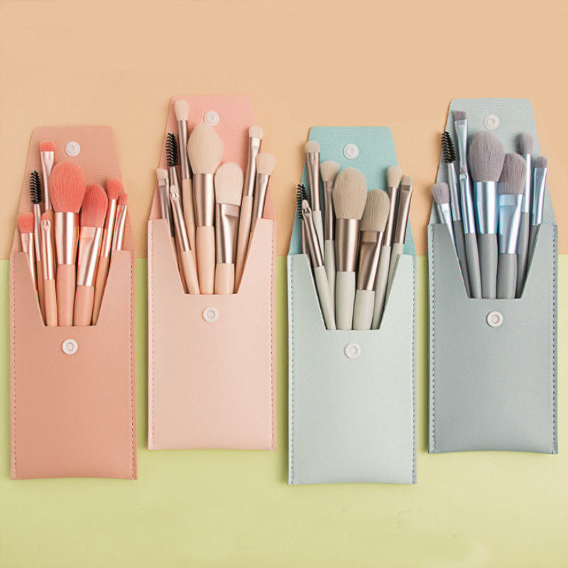 8pc Makeup Brush Set with carry case