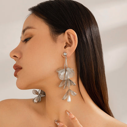 Flora Dangle Hypoallergenic Anti-tarnish Earring