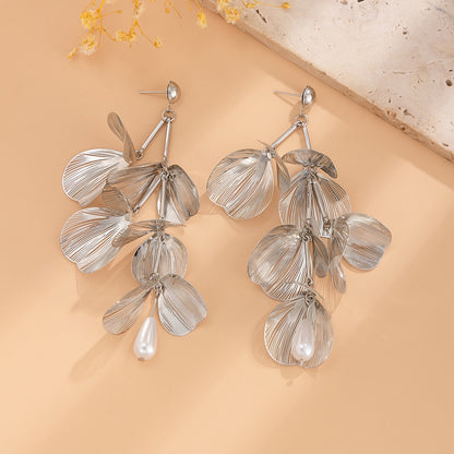Flora Dangle Hypoallergenic Anti-tarnish Earring