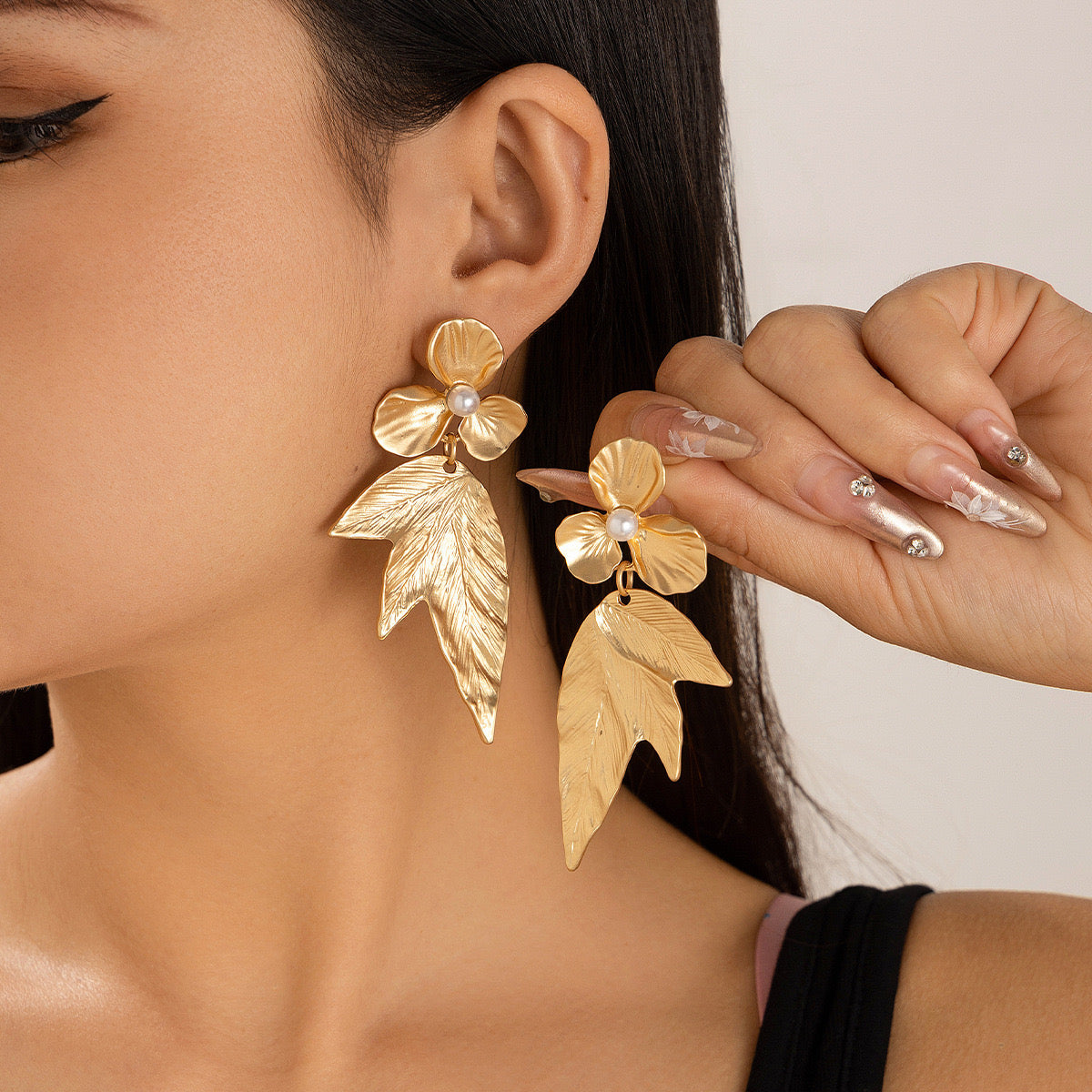 Aurora Leaves Hypoallergenic Anti-Tarnish Earring