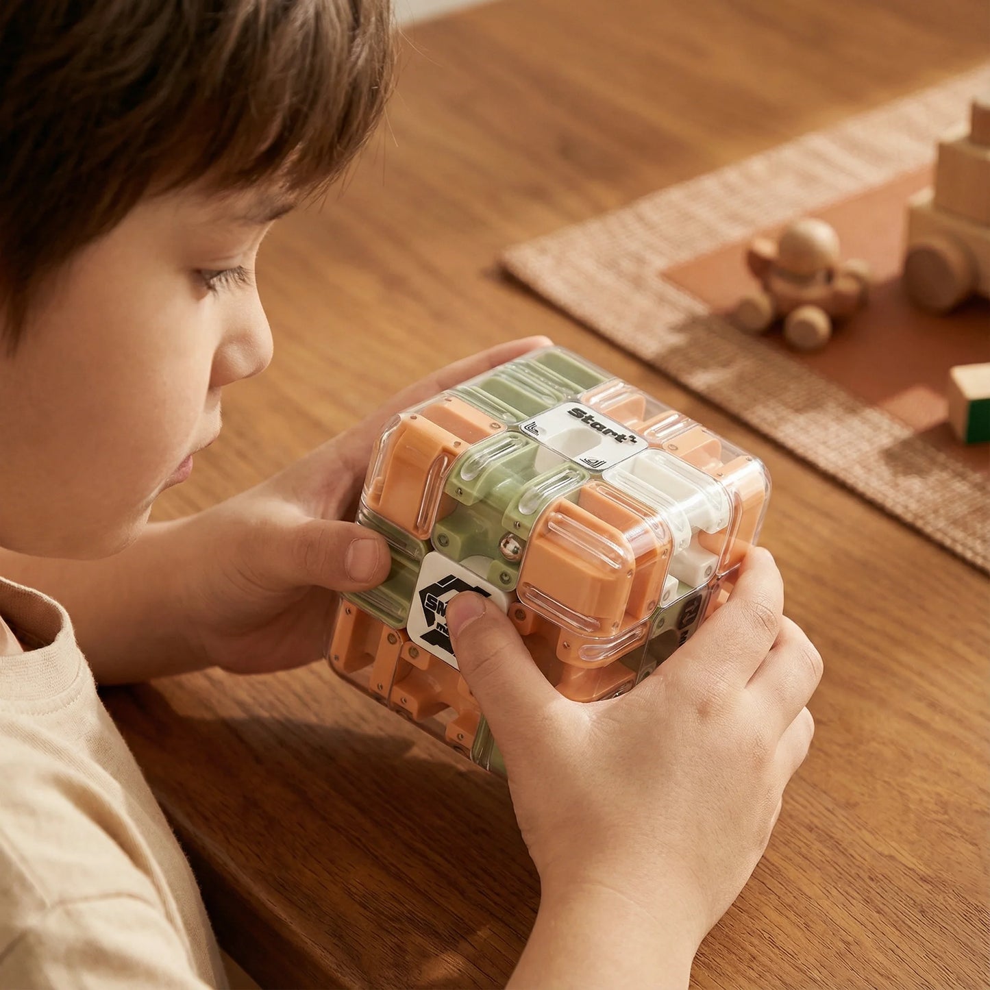 Smart Cube Portable brain workout that sharpens focus and reduces screen time stress