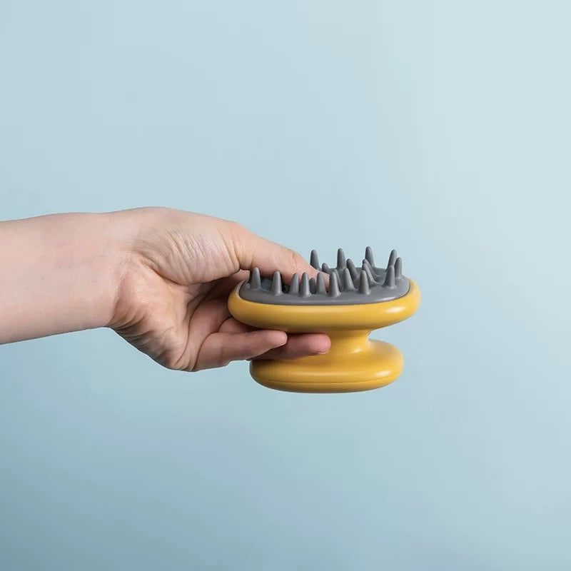 Scalp Scrubber with Shampoo Compartment
