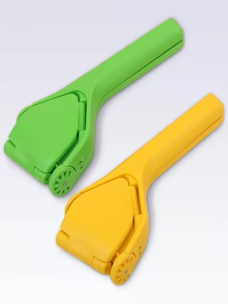 Fold-Flat Easy Lime Juicer