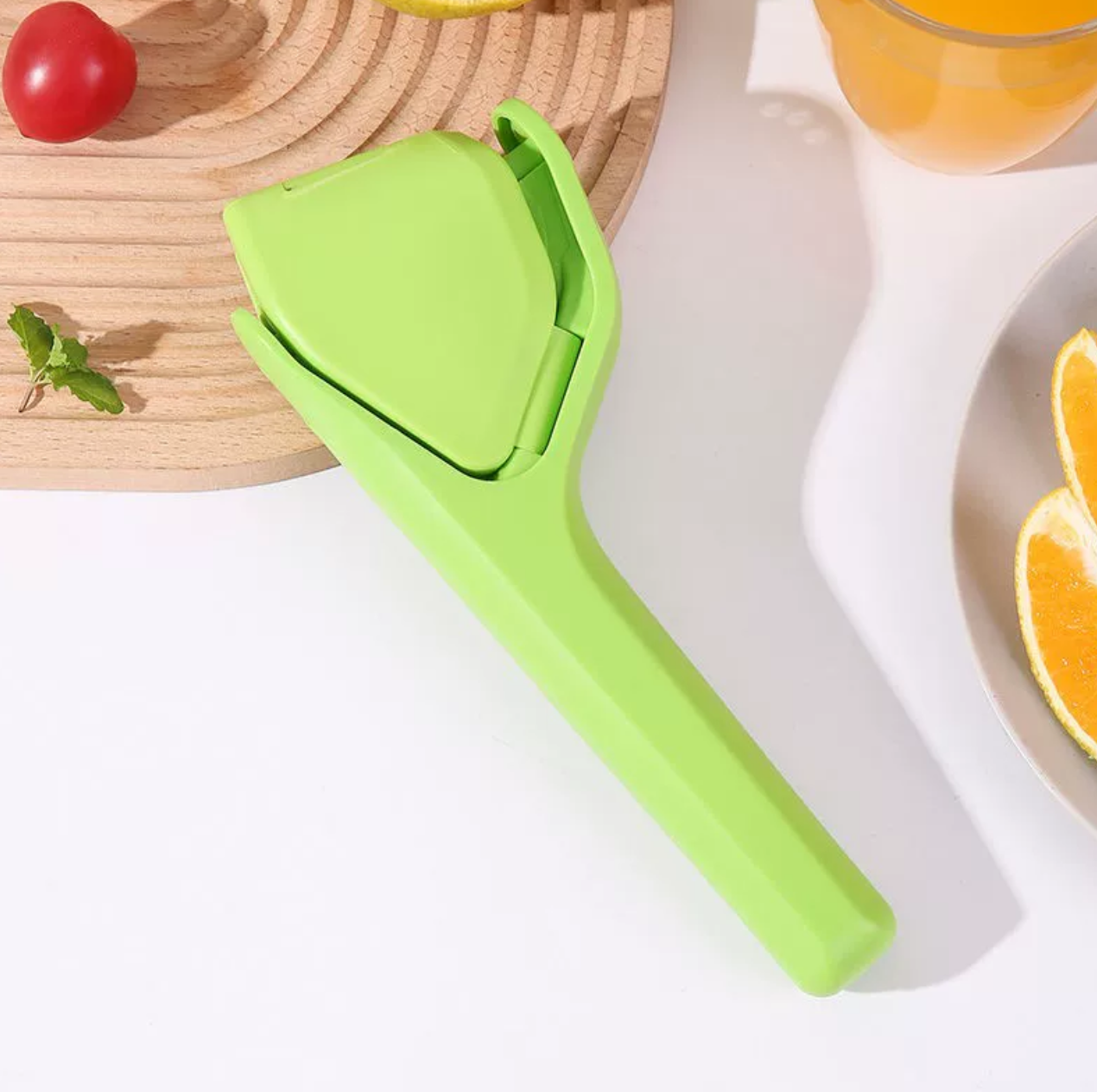 Fold-Flat Easy Lime Juicer
