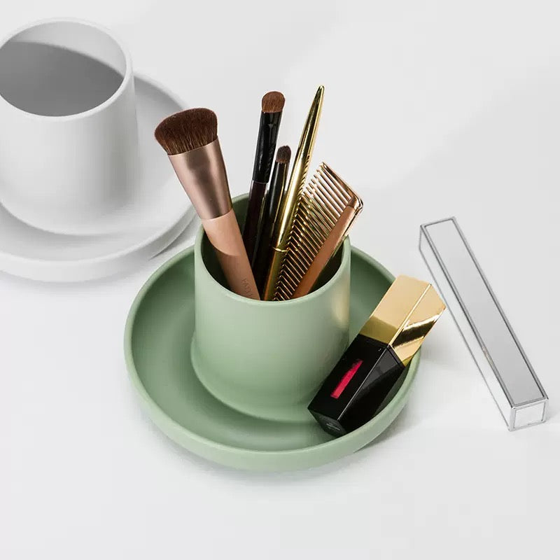 The Upside Down Mushroom Tray Desk Organiser