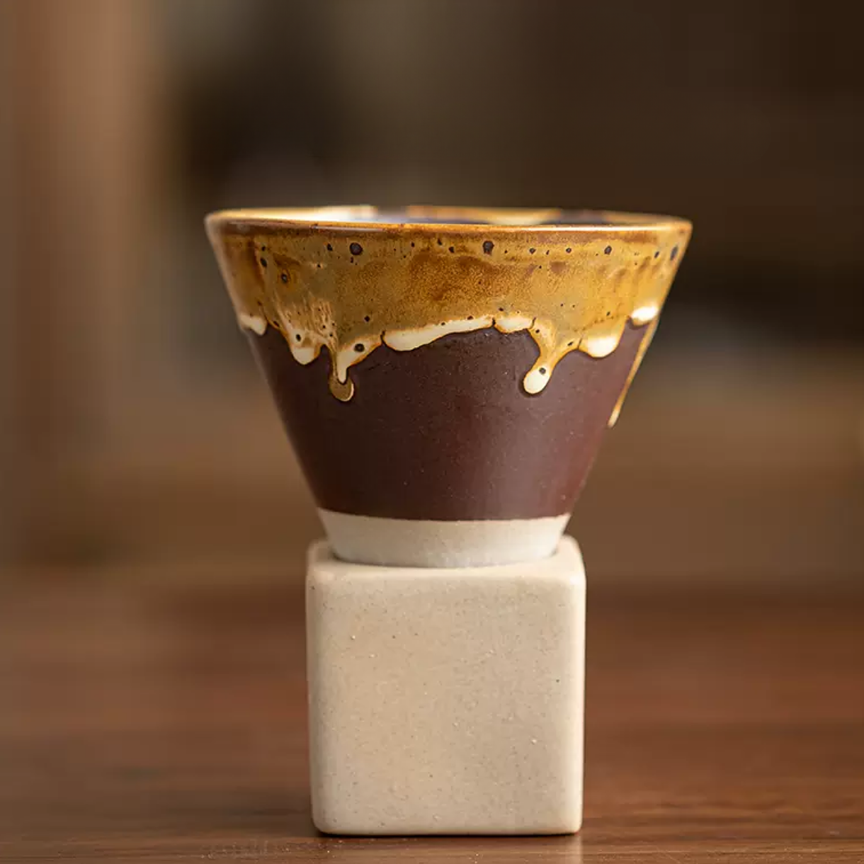 Conical Coffee Mugs with Stand