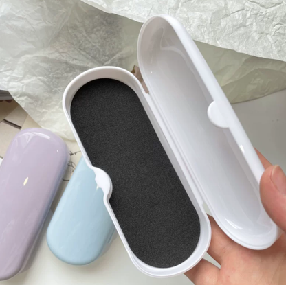 GLOSSY Fashionable Spectacle Case
