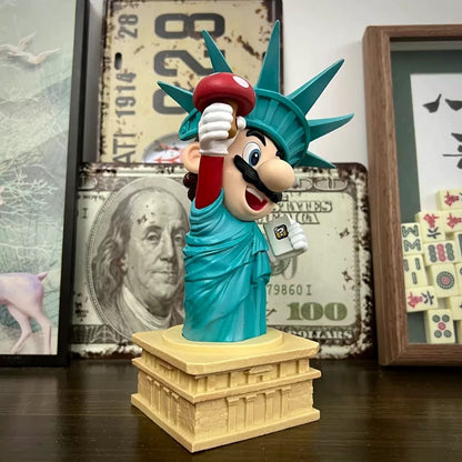 Super Mario - Statue of Liberty Model Toy