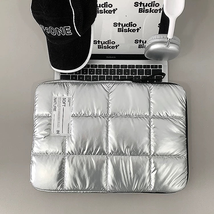 Studio Bisket Laptop Case